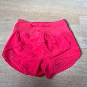 Lululemon Speed Up 2.5” shorts Pink Redish Color Size 4